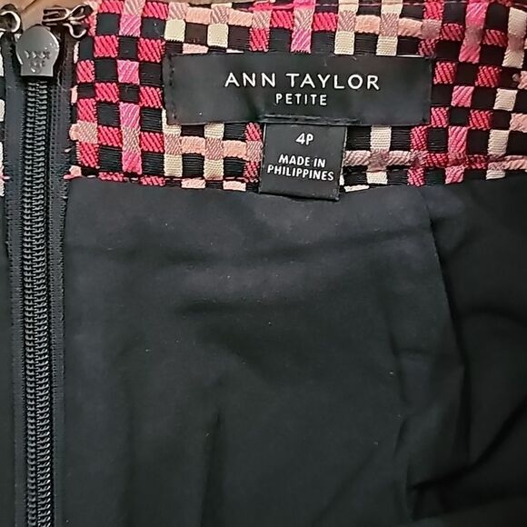 Ann Taylor Plaid Mini Skirt Pink Black White Size 4P - Picture 4 of 6